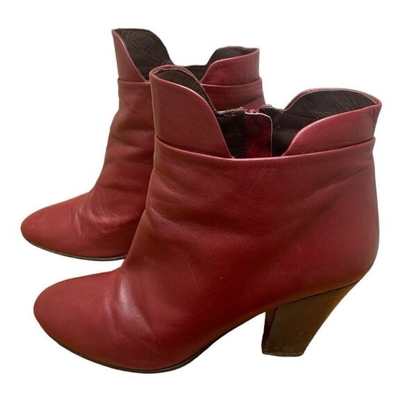 Megumi Ochi Red Soft Leather Ankle Boots Round Toe Chunky Heel Sz 40 Sz 8.5 - Picture 10 of 10
